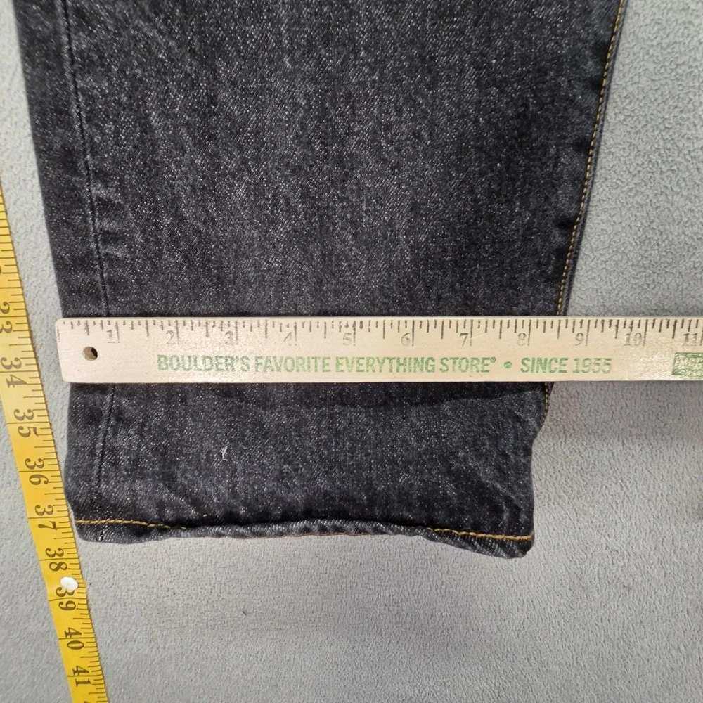 Levis important sizing